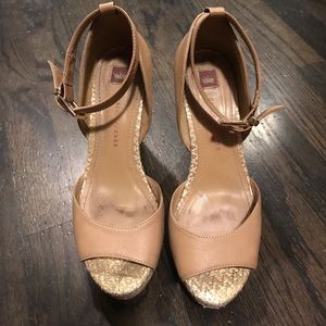 Elaine Turner Nude Wedges